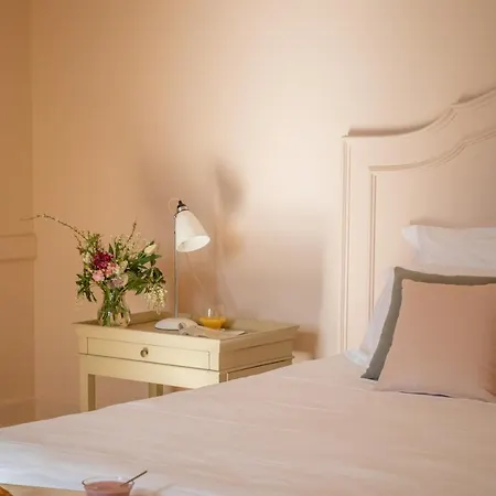 Le Relais De Franc Mayne Emilion Couette-café